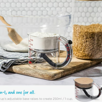 One-piece Adjustable Measuring Cup
